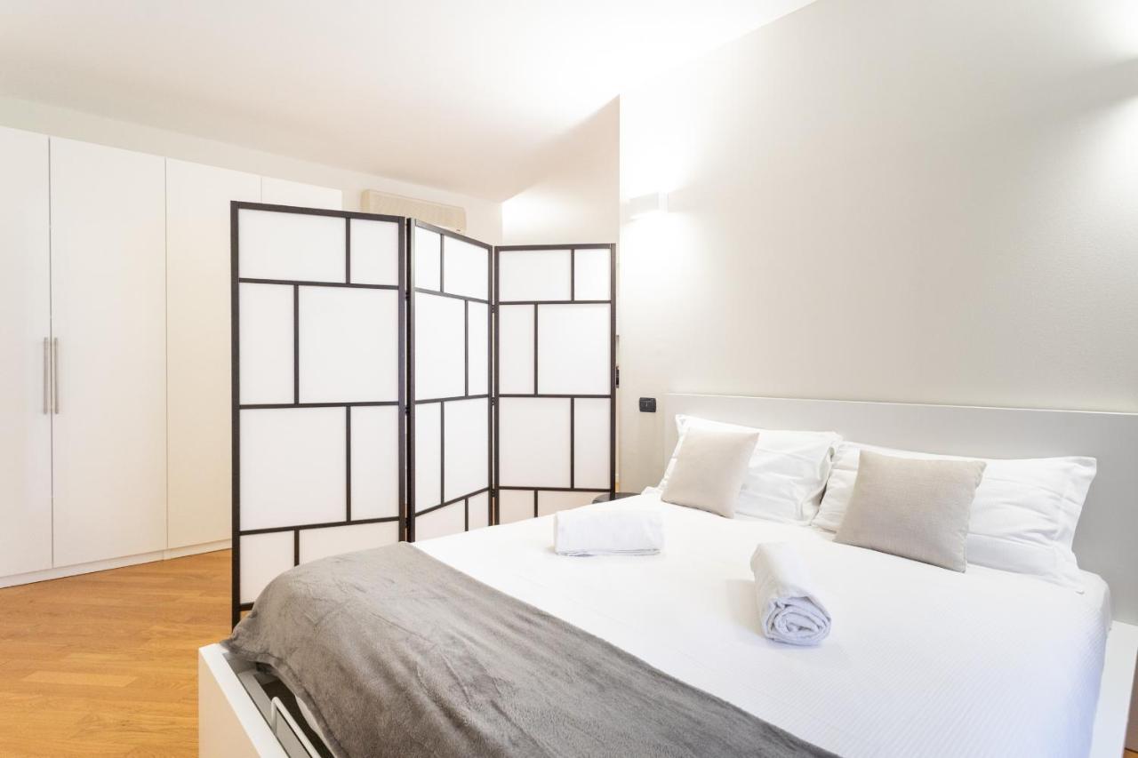 White Flat In Como City Center By Rent All Como Exterior photo